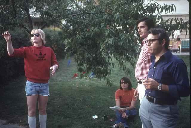 Cm reunion 1 folder011